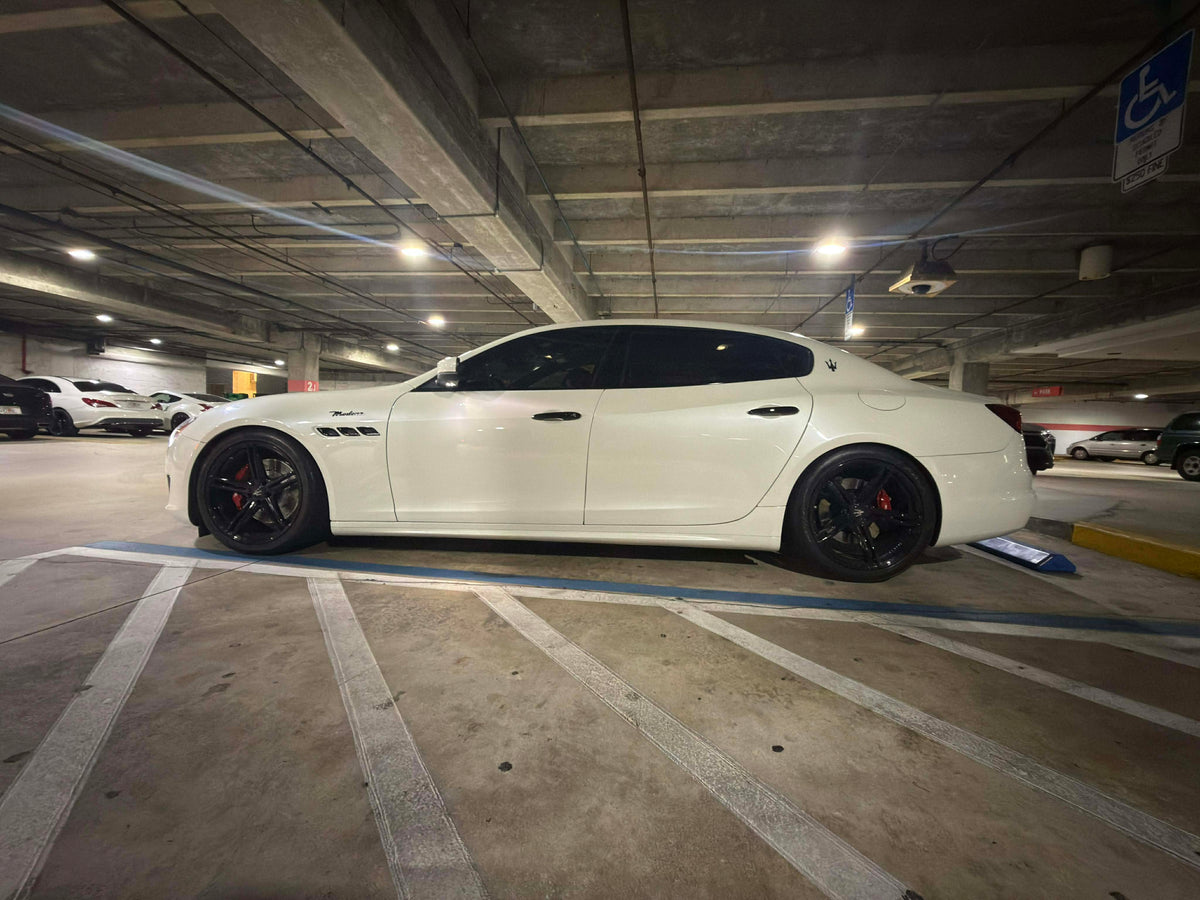 マセラティ Quattroporte M156 (13~up)用 CEIKA カスタム車高調