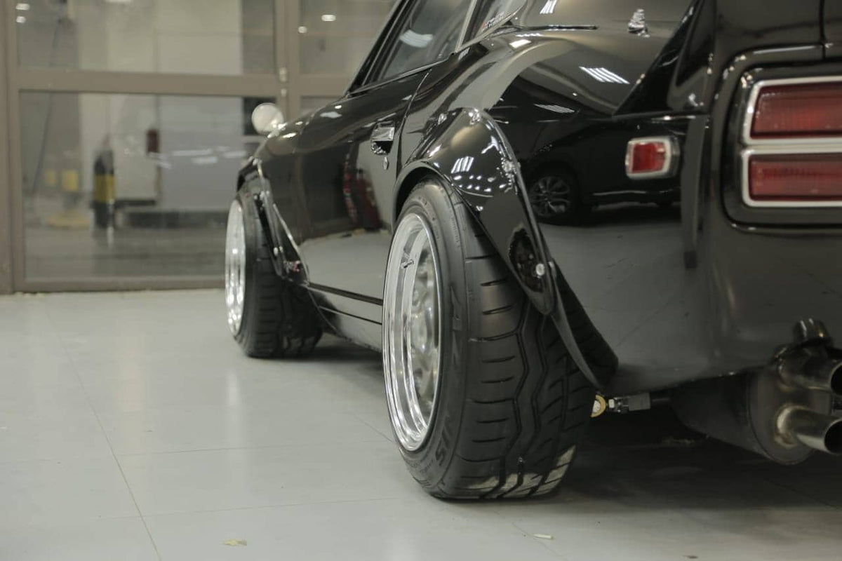 ダットサン Nissan 260Z (74~78)用 CEIKA カスタム車高調