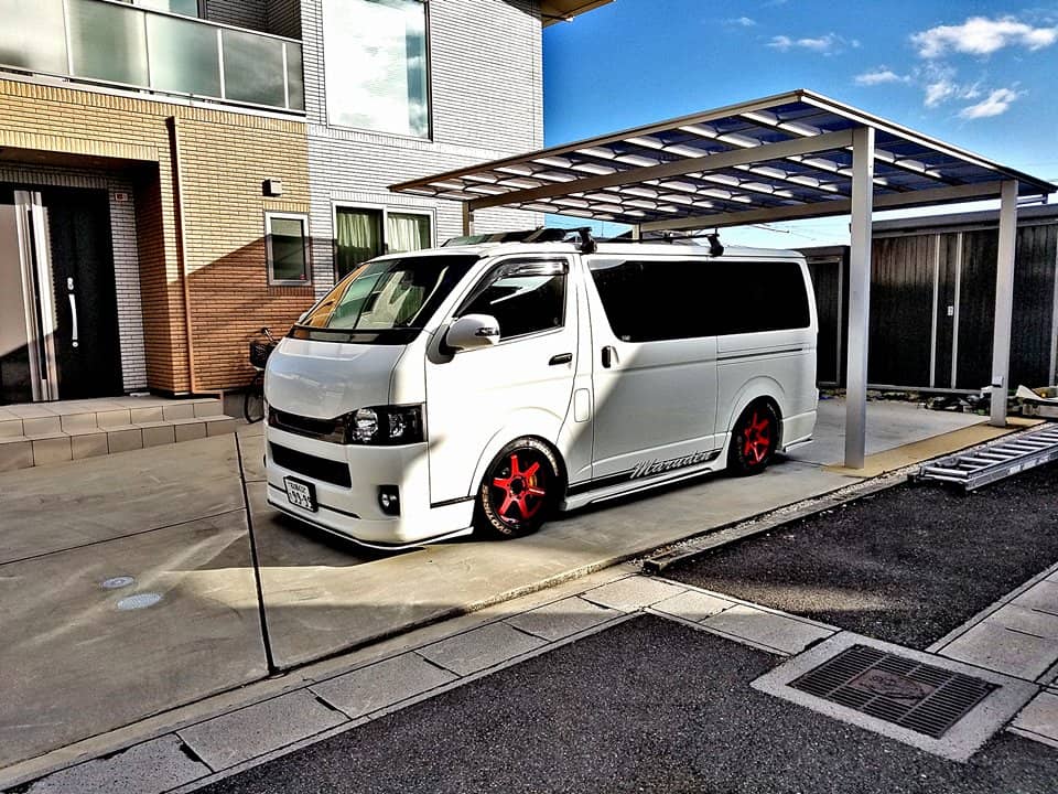 トヨタ Hiace 200 (04~up)用 CEIKA カスタムビッグブレーキキット
