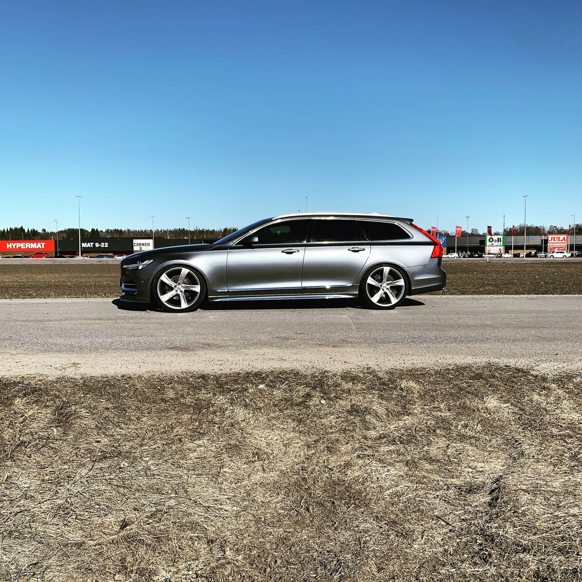 Volvo V90 (16~up)用 CEIKA カスタム車高調